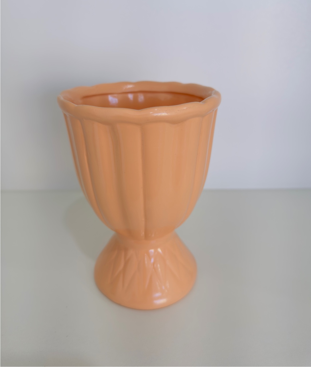 539- Vaso de Ceramica Detalhe Frizado Salmao 11,5 Cm Larg X 16 Cm Alt     P - PRIME DECOR RJ