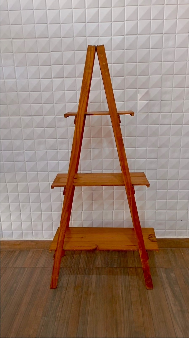 986- Escada de Madeira de 3 Degraus 72 Cm Larg X 147 Cm Alt - PRIME DECOR RJ