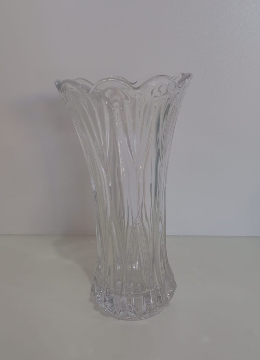 1101 - Vaso de Cristal Detalhe Flor 19 Cm Alt X 10 Cm Larg - M - PRIME DECOR RJ