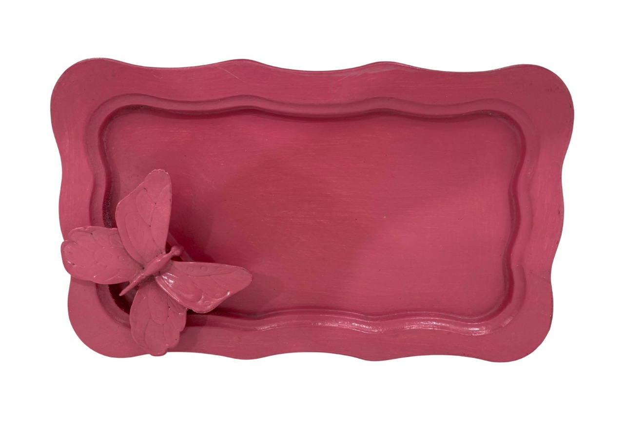 367- Bandeja Retangular Ondulada Detalhe Borboleta Rosa Pink de Madeira 25 Cm  Comp X  2 Cm Alt X 15 Cm Largura  -M  - PRIME DECOR RJ