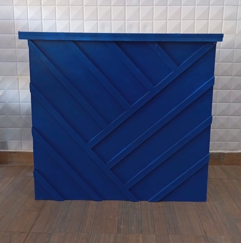 923- Comoda de Madeira Detalhe Frizada Azul Cobalte 92 Cm Comp X 45 Cm Larg X 82 Cm Alt -  - PRIME DECOR RJ