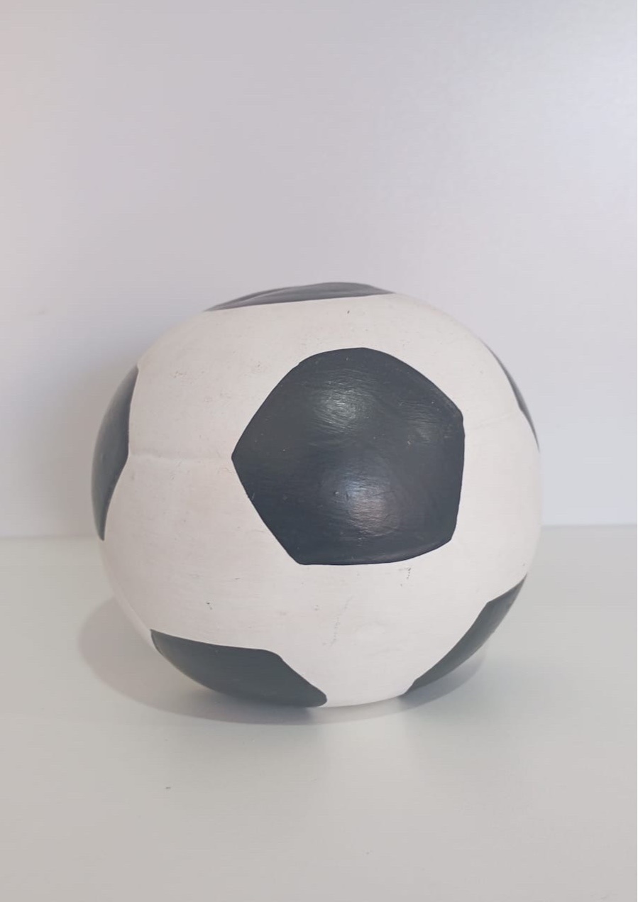 177- Enfeite de Mesa "Bola de Futebol" de Ceramica - P - PRIME DECOR RJ