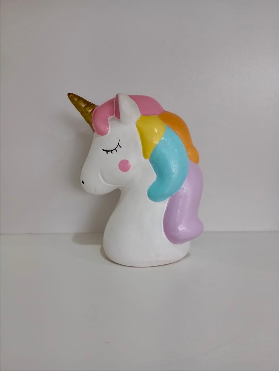 690- Unicornio Enfeite de Ceramica 13 Cm Comp X 18 Cm Alt - P - PRIME DECOR RJ
