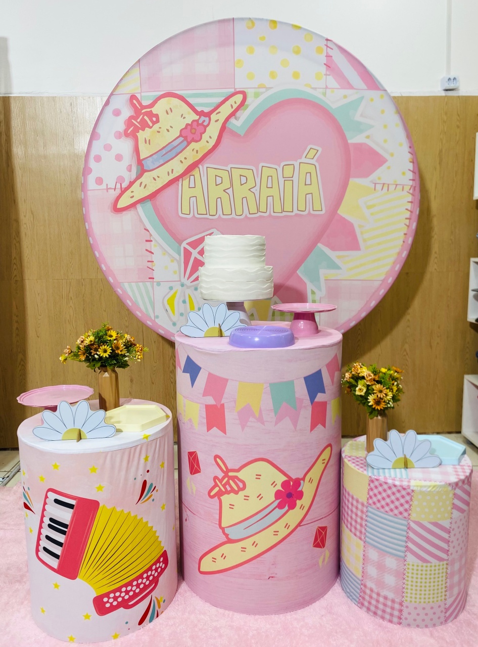 Festa Arraia Rosa - Art's Camila's Decorações 