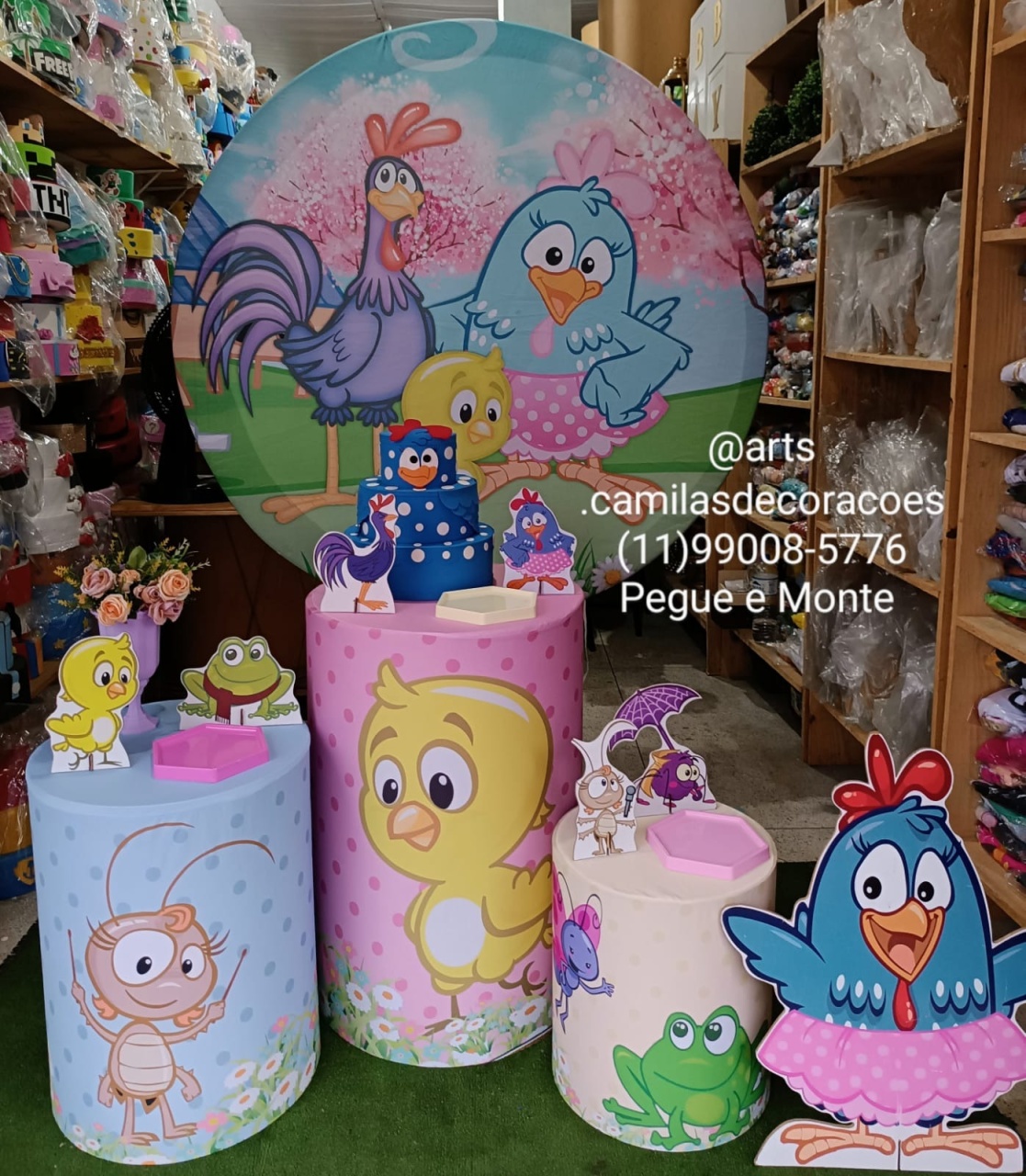 Galinha Pintadinha Rosa  - Art's Camila's Decorações 