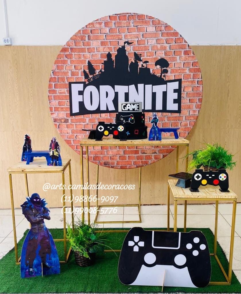 Fortnite Mesas de Ferro  - Art's Camila's Decorações 