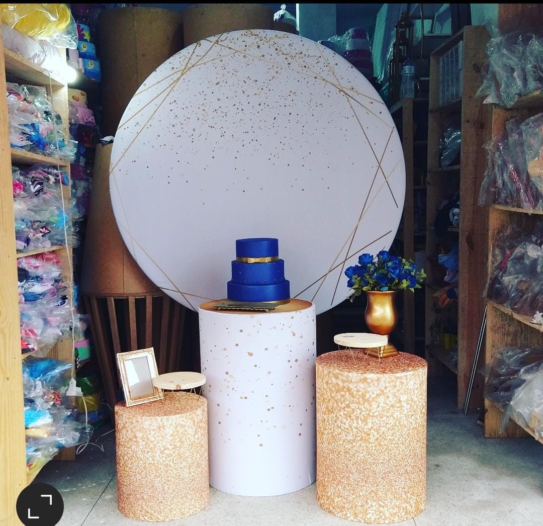 Brilho Branco Com Dourado  - Art's Camila's Decorações 