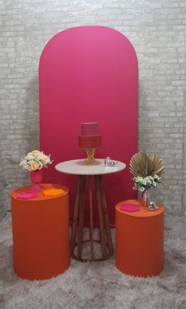 Composê Pink & Laranja Cil/Cone 🩷🧡  - Up Festas 