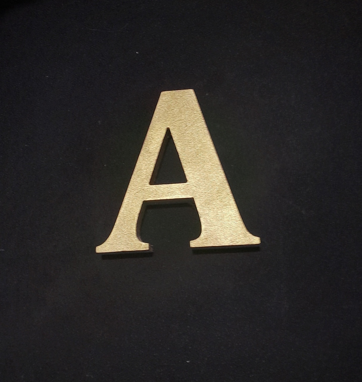Letras " A "  Madeira Dourada 12Cm   - Up Festas 