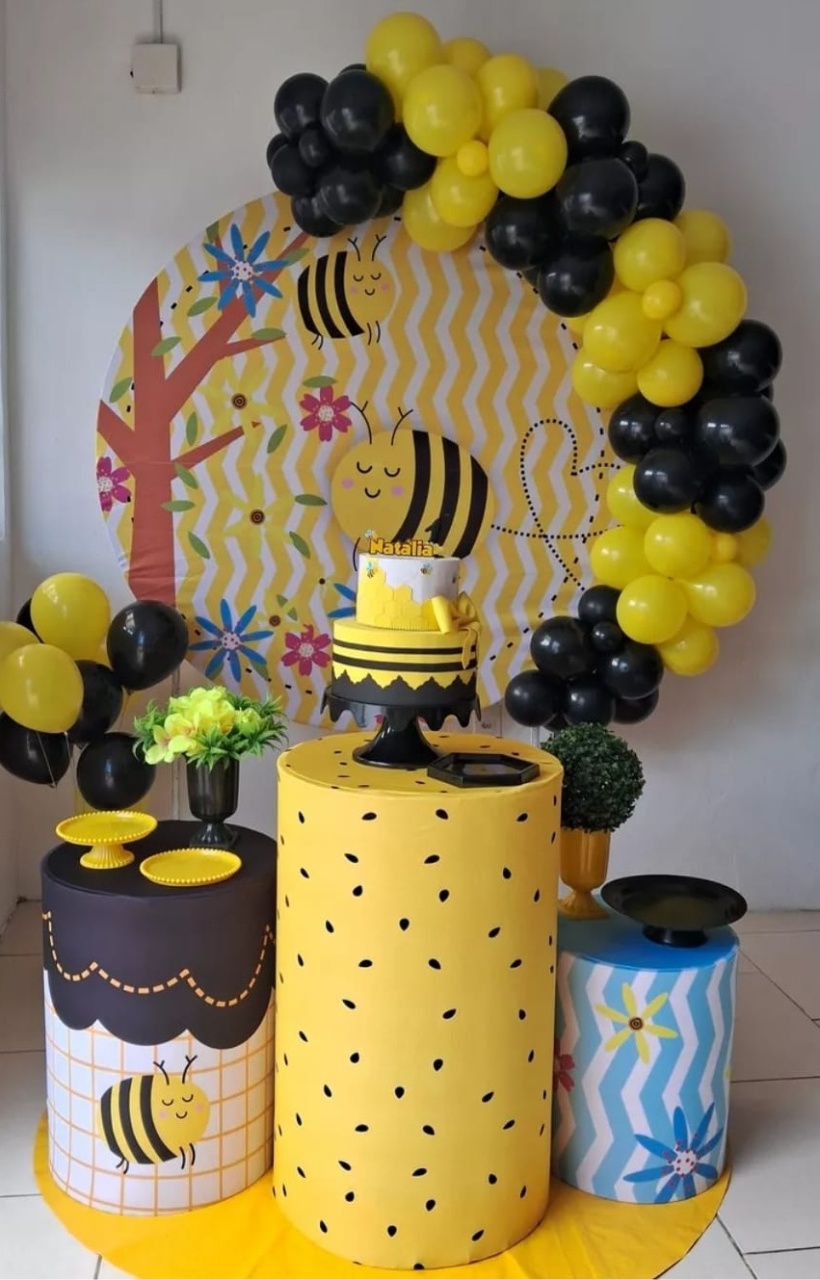 Abelhinha Kit Slim +Arco de Balões - Up Festas 