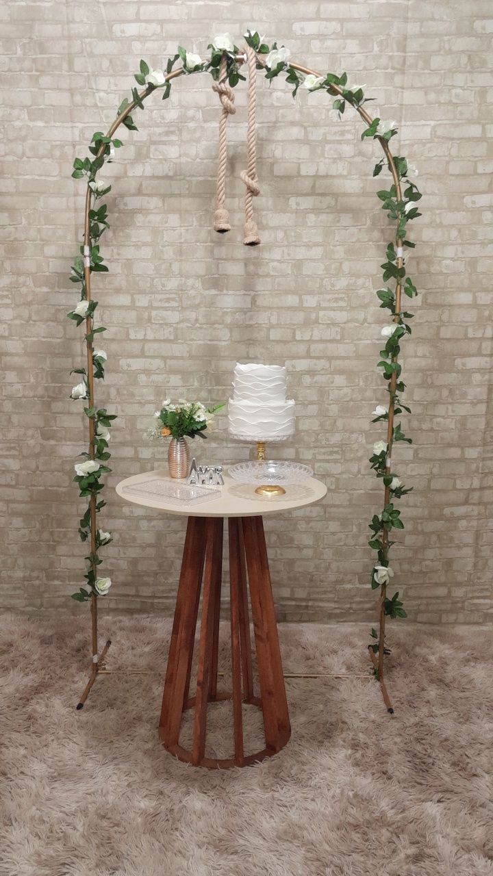 Composê Casamento Romamo Floral Cone - Up Festas 