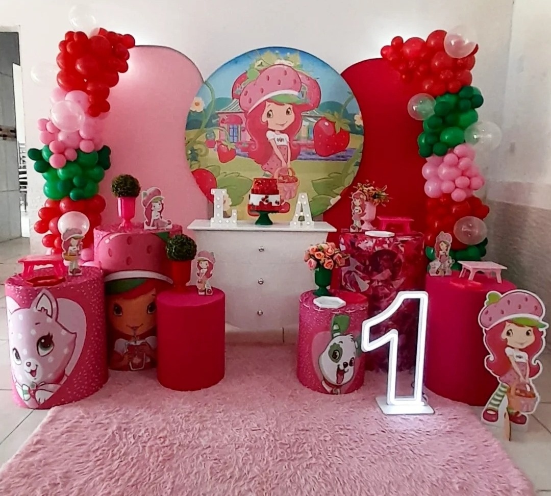 Composição Moranguinho 🍓 - Up Festas 