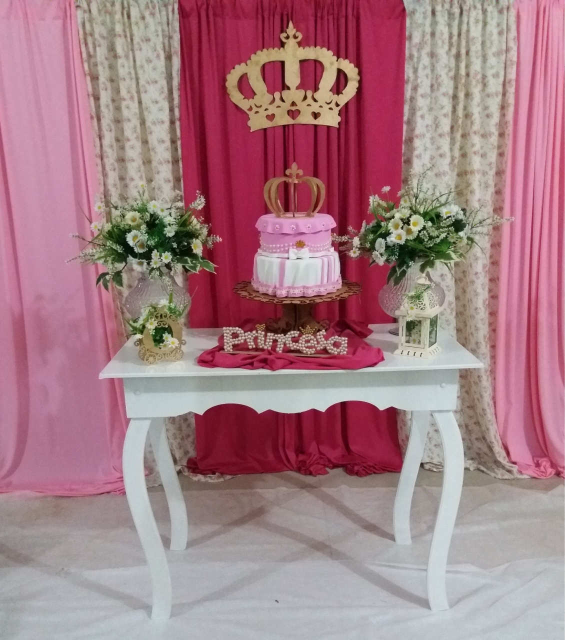 Princesa Realeza 02 - FranciS Decorações