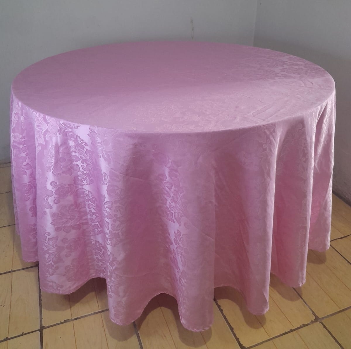 Toalha Redonda Rosa Jacquard 2,80Metros - FranciS Decorações