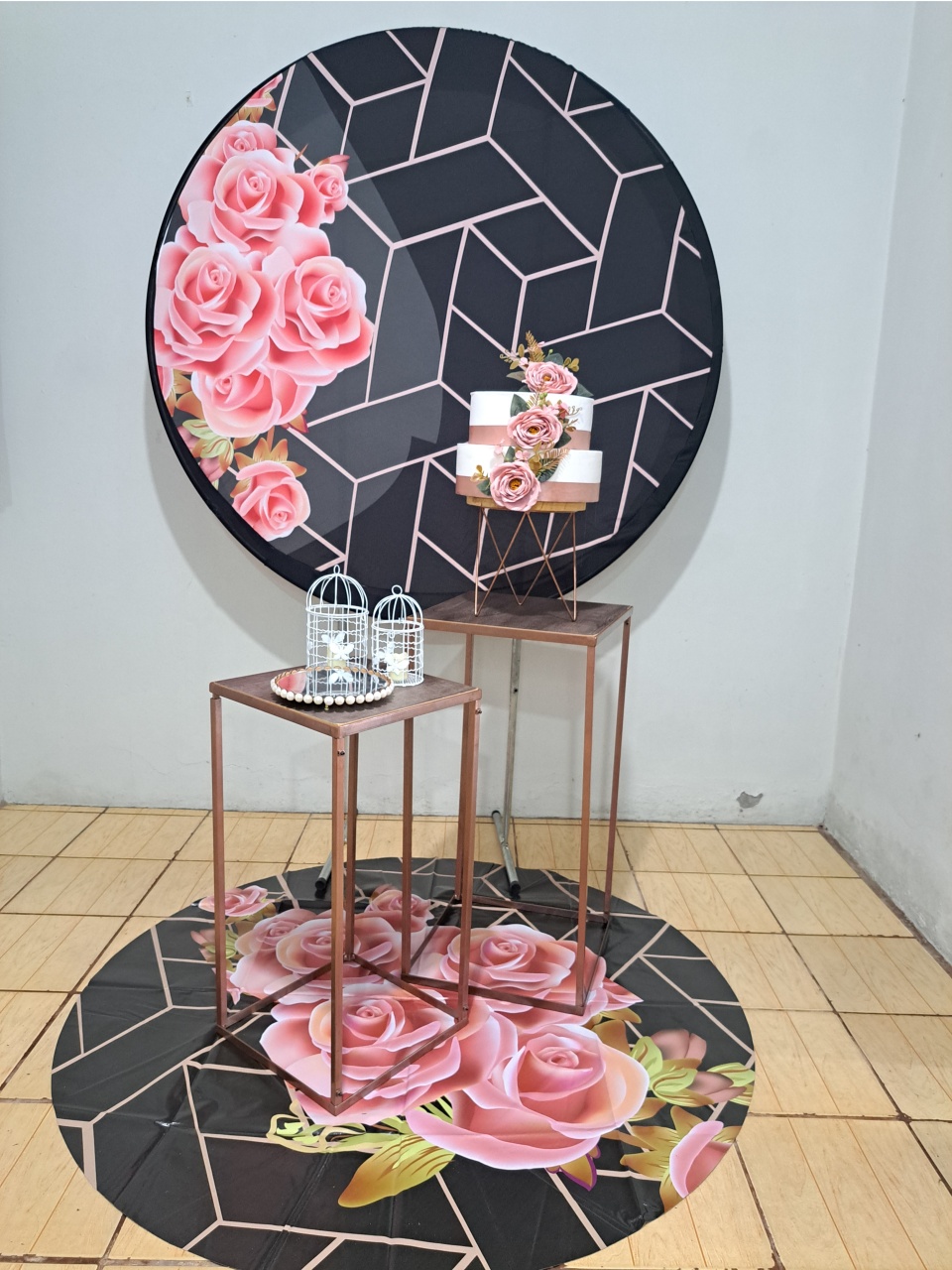 Preto Com Rosas 05 - FranciS Decorações