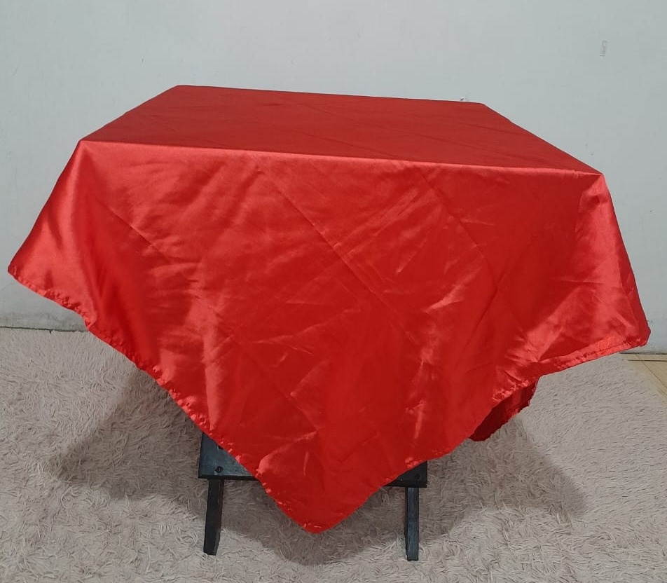 Toalha Vermelho Claro Cetim 1,5X1,5 - FranciS Decorações