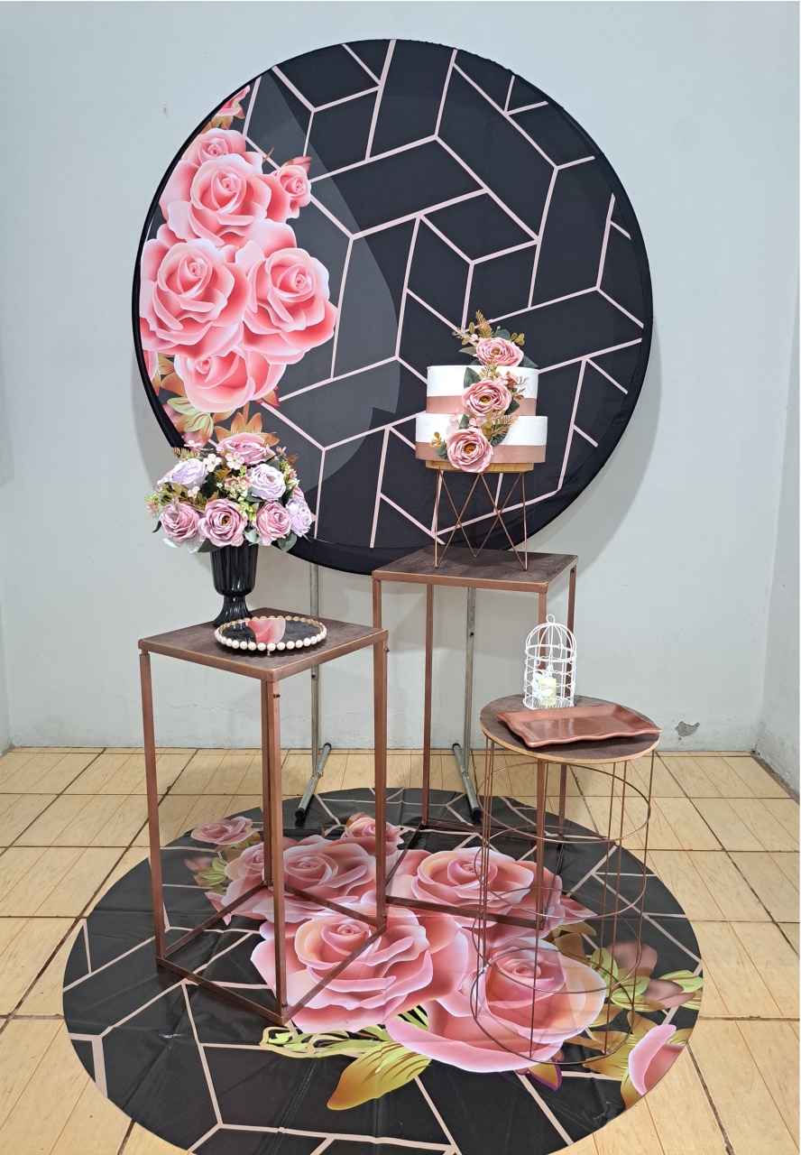 Preto Com Rosas 04 - FranciS Decorações