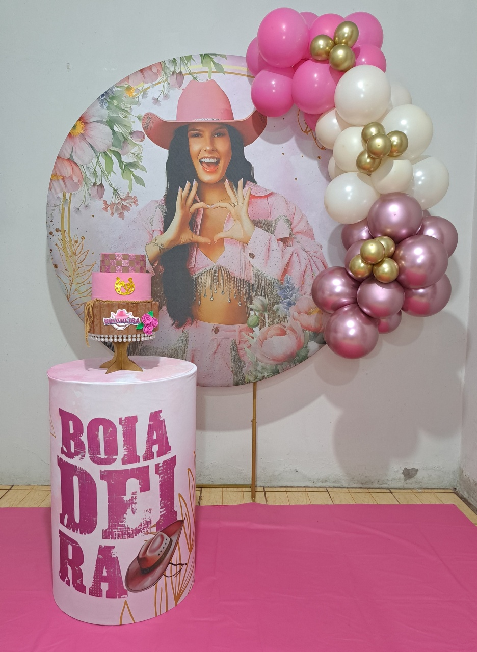 Ana Castela Boiadeira 01 - FranciS Decorações