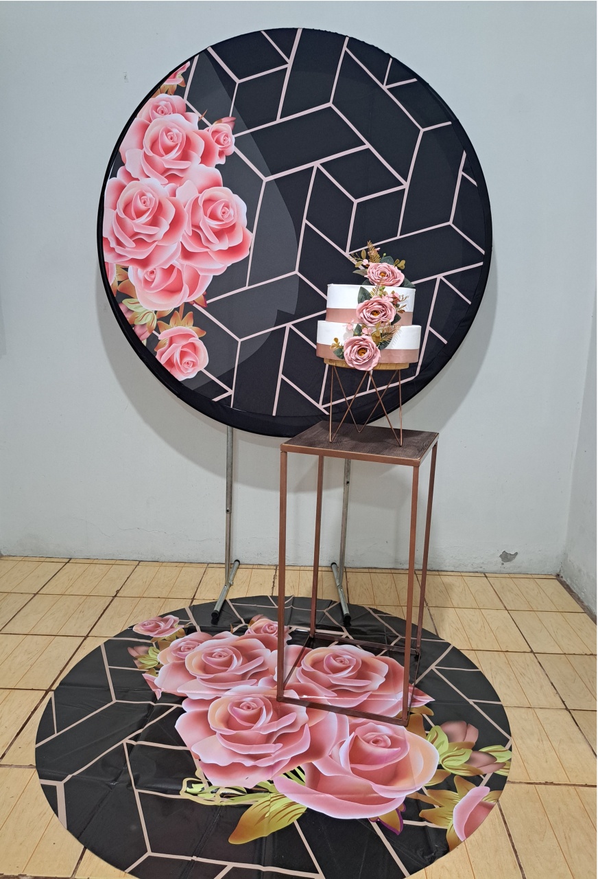 Preto Com Rosas 06 - FranciS Decorações