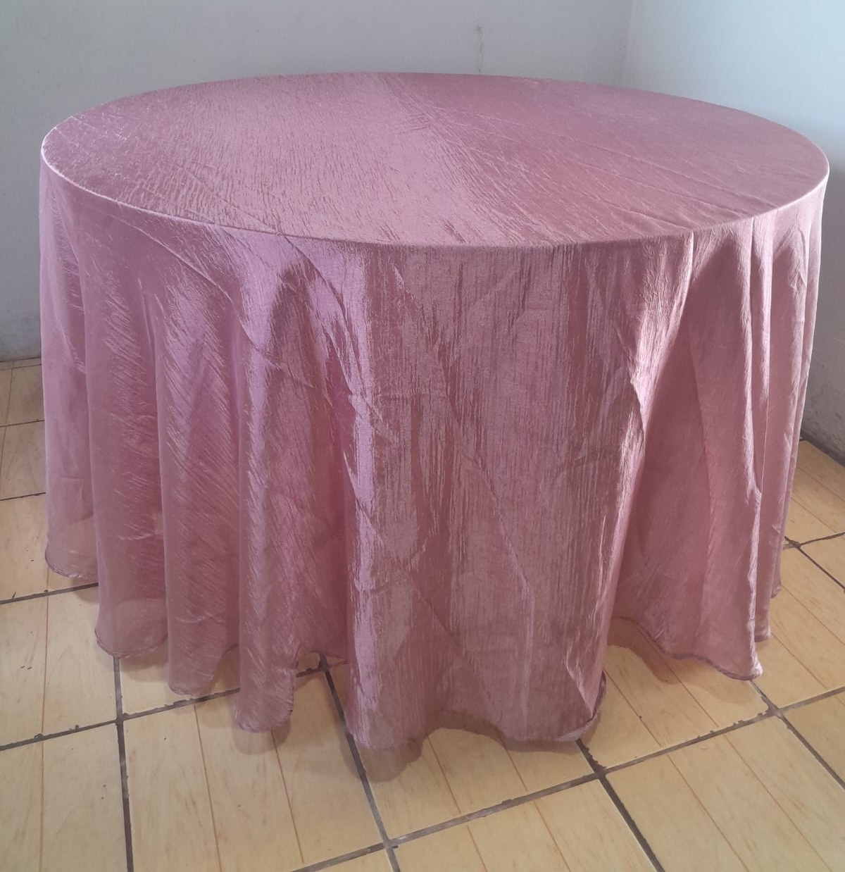Toalha Redonda Rose Cetim/Amassado 2,80Metros  - FranciS Decorações