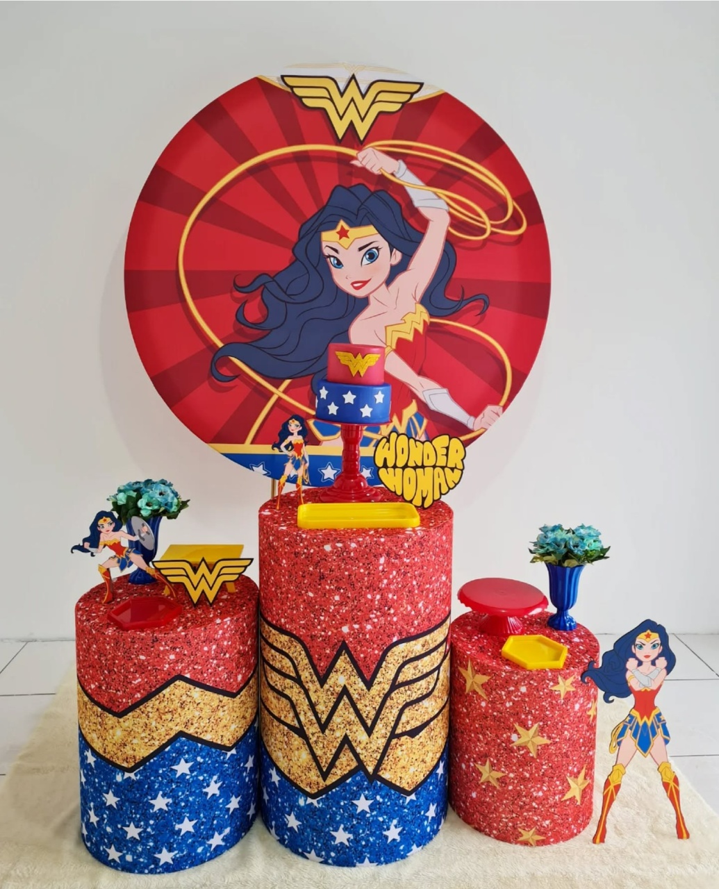 Mulher Maravilha - Coloriradecoracoes