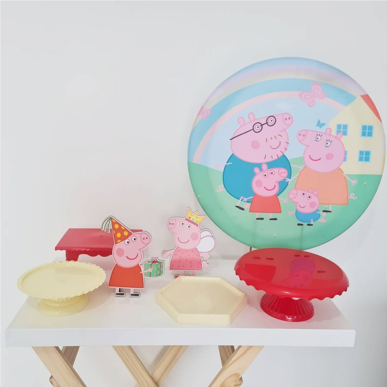 Kit Mesa Peppa - Coloriradecoracoes