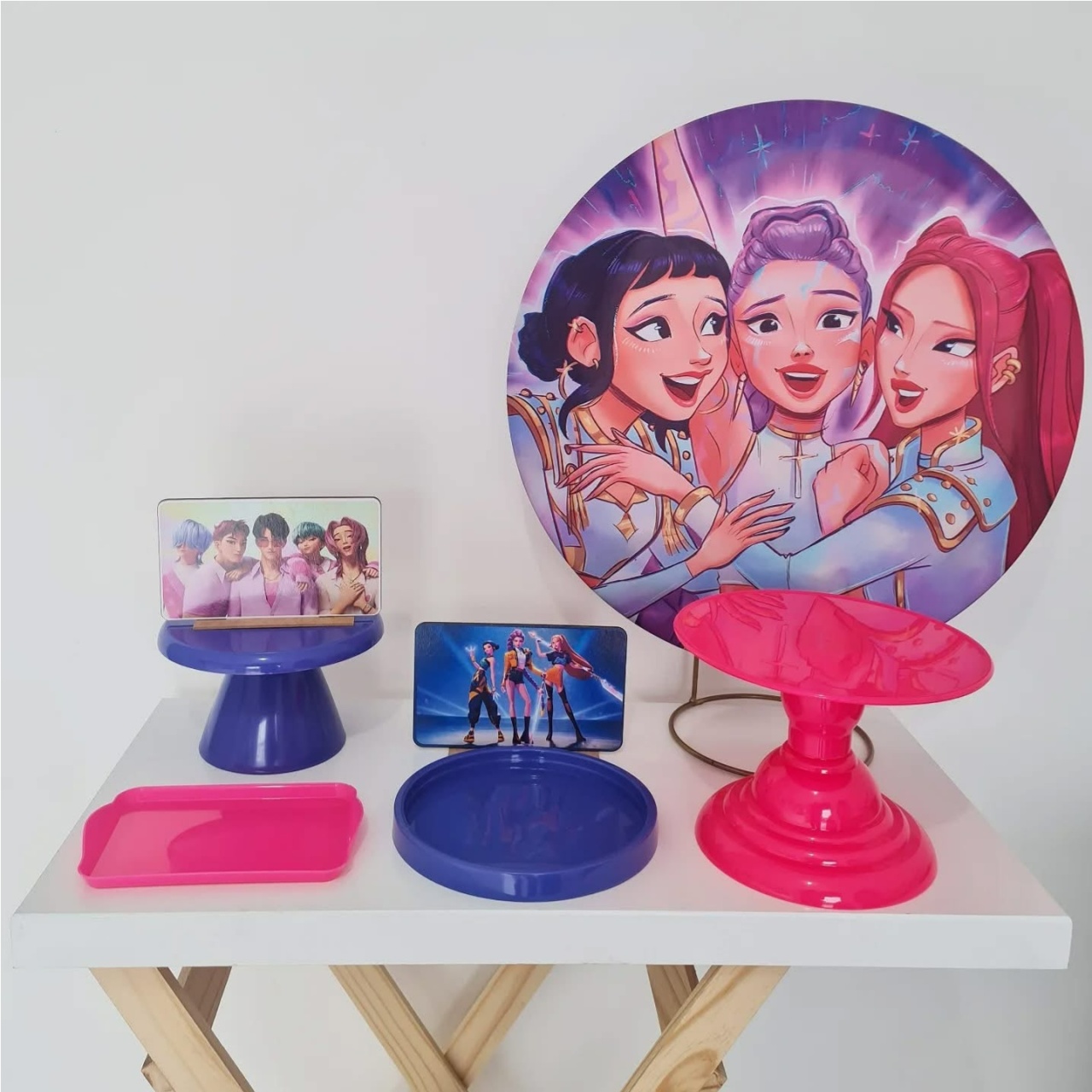 Kit Mesa Guerreiras K-Pop - Coloriradecoracoes