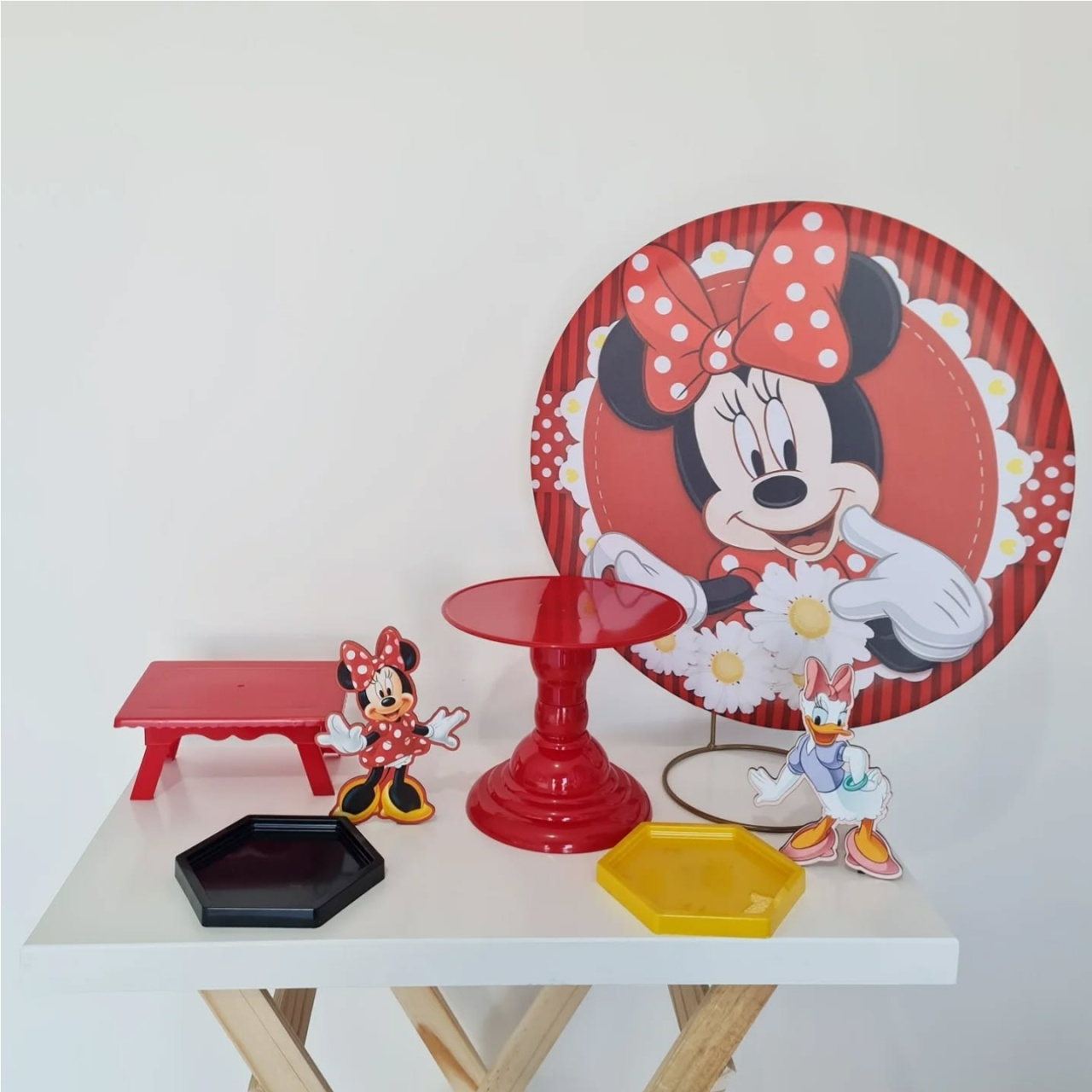 Kit Mesa Minnie Vermelha - Coloriradecoracoes