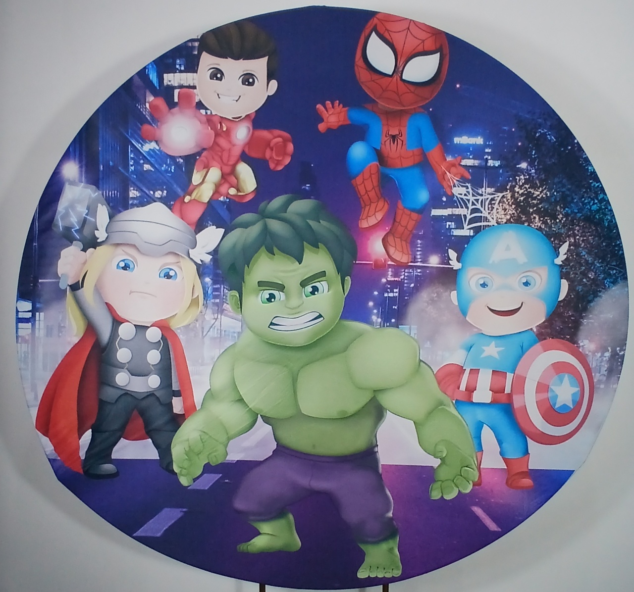Painel Redondo - Vingadores 3 - Doces Festas Decorações e Pegue e Monte