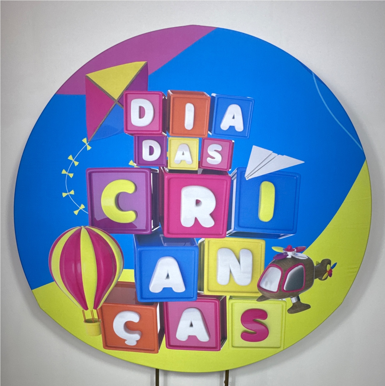 Painel Redondo - Dia das Crianças - Doces Festas Decorações e Pegue e Monte