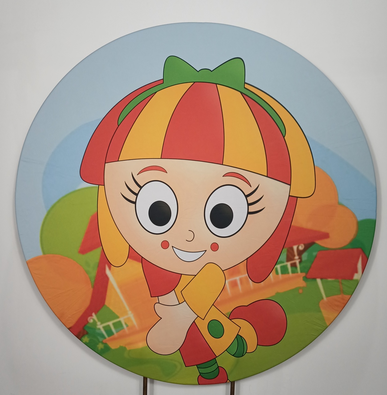 Painel Redondo - Emília 1 - Doces Festas Decorações e Pegue e Monte