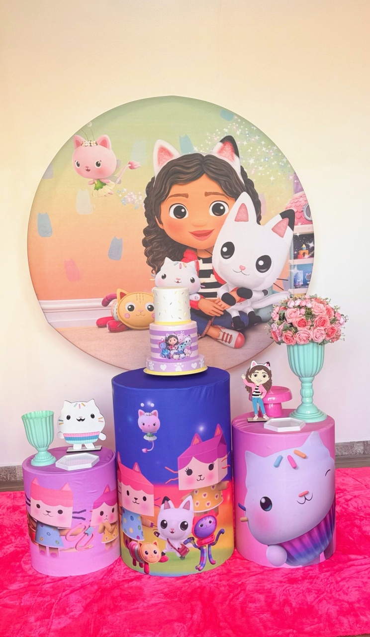 Kit Casa Mágica de Gabby  - Doces Festas Decorações e Pegue e Monte