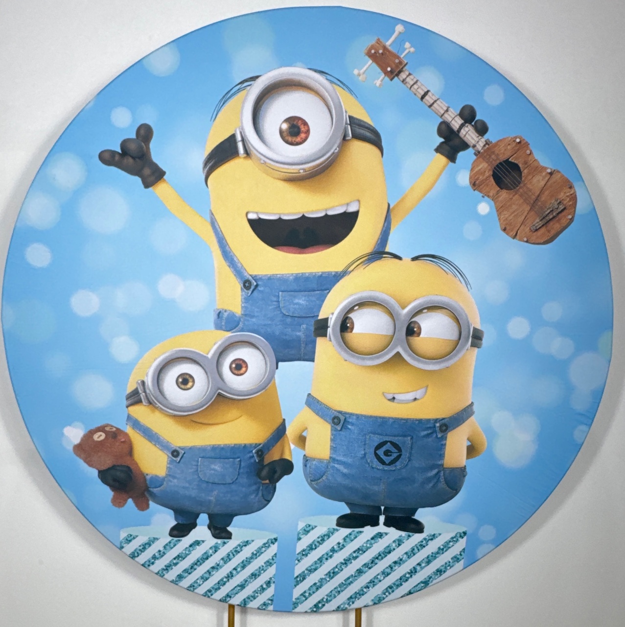 Painel Redondo - Minnions 2 - Doces Festas Decorações e Pegue e Monte