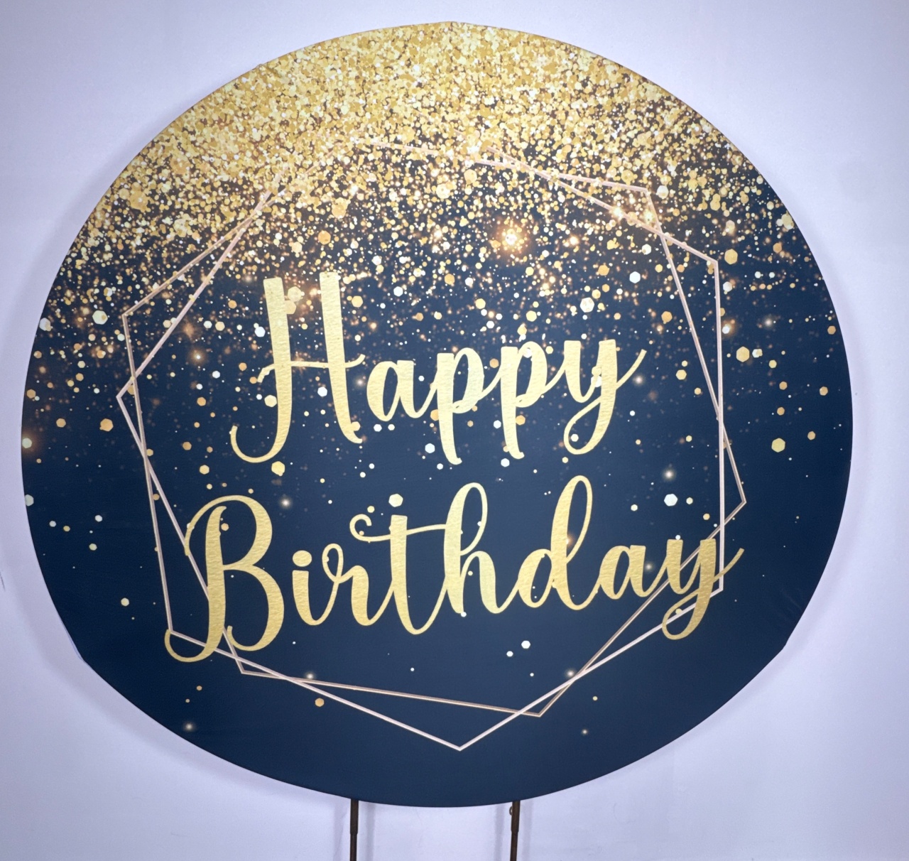 Painel Redondo - Happy Birthday Preto E Dourado - Doces Festas Decorações e Pegue e Monte