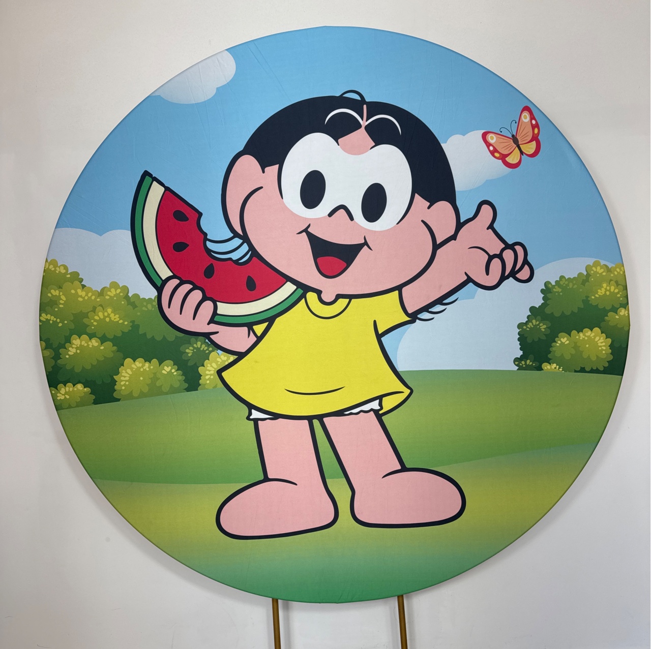 Painel Redondo - Magali 2 - Doces Festas Decorações e Pegue e Monte