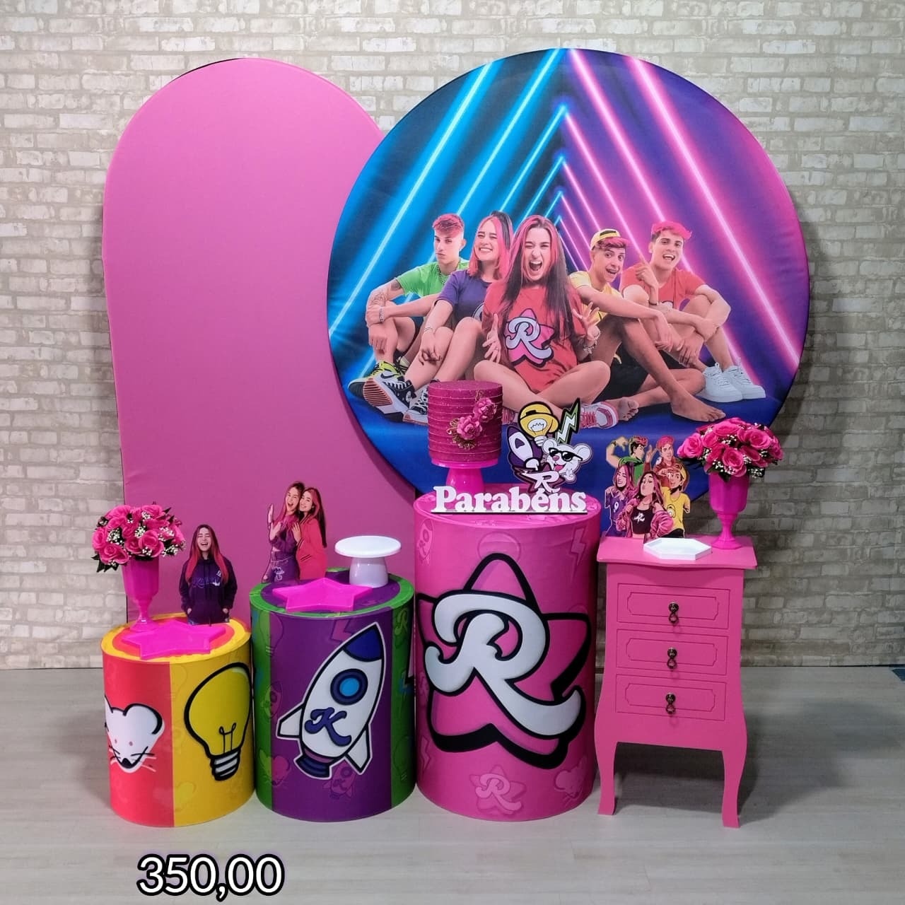Emilly Vick - Turma dos Rosas (Premium) 1 * - Bn Decorações 