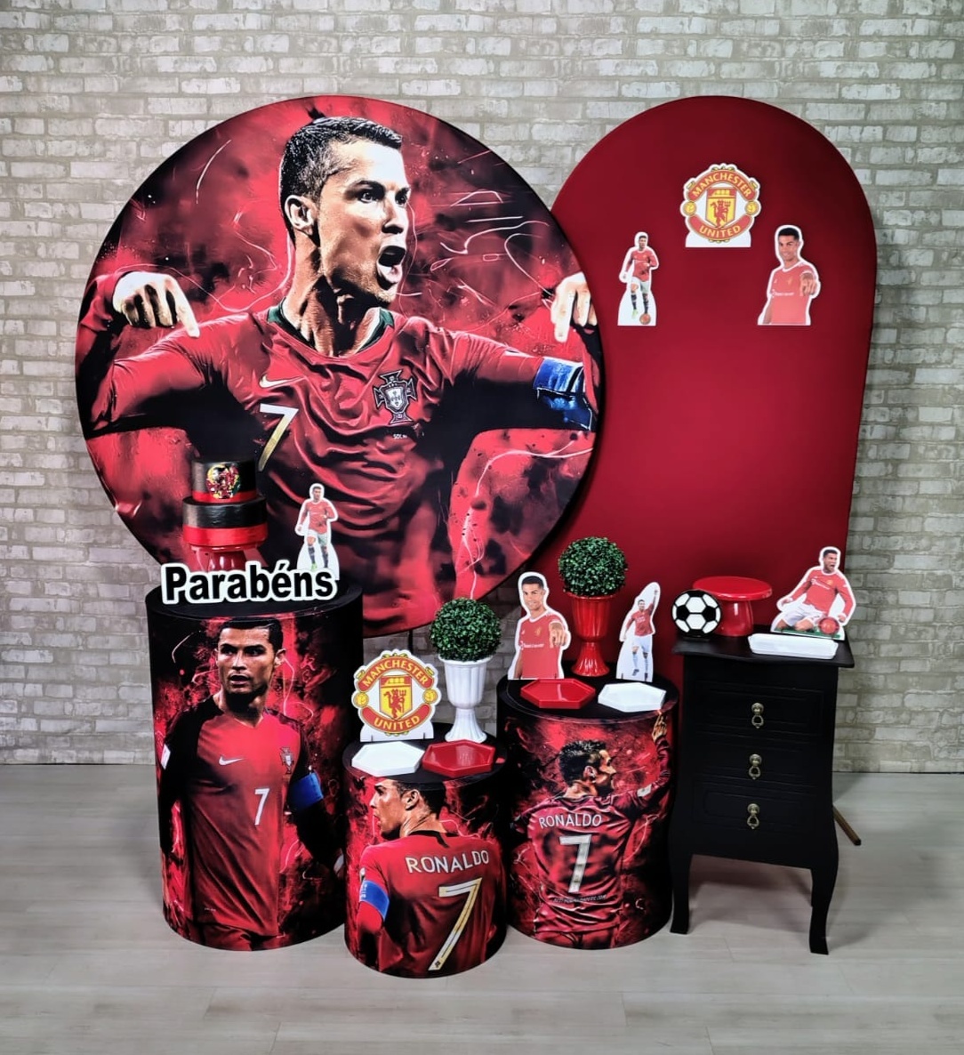 Cristiano Ronaldo (Premium) 2 * - Bn Decorações 