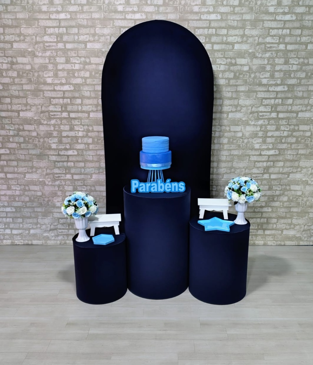 Romano Azul Marinho Com Azul Bebê (Festejar) * Com Flor - Bn Decorações 