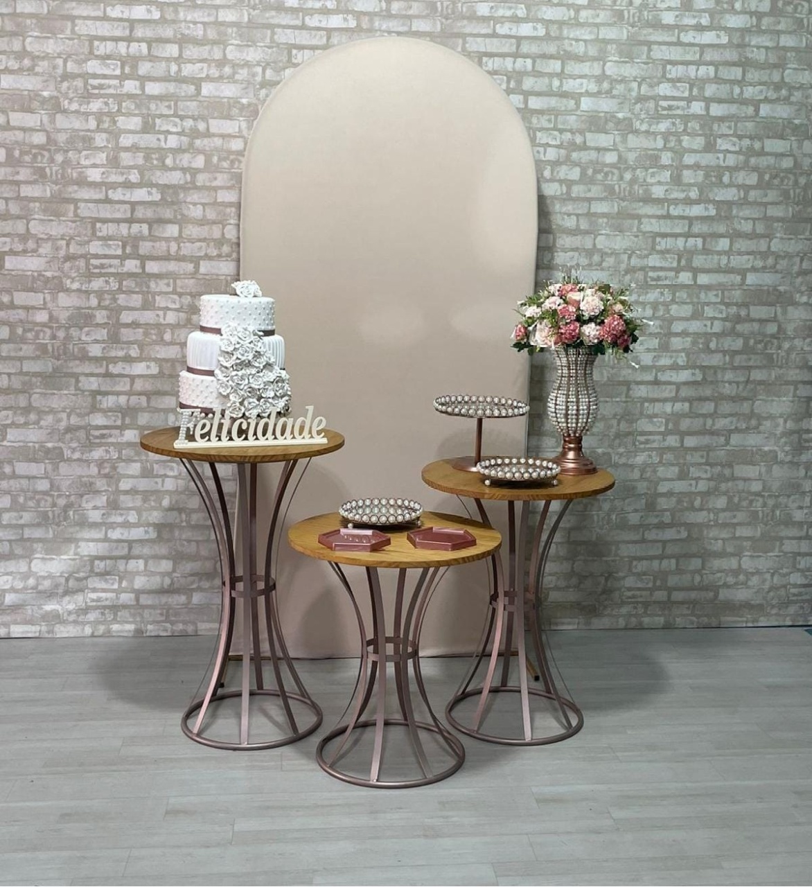 Romano Mesa Bailarina (Composição) *  - Bn Decorações 