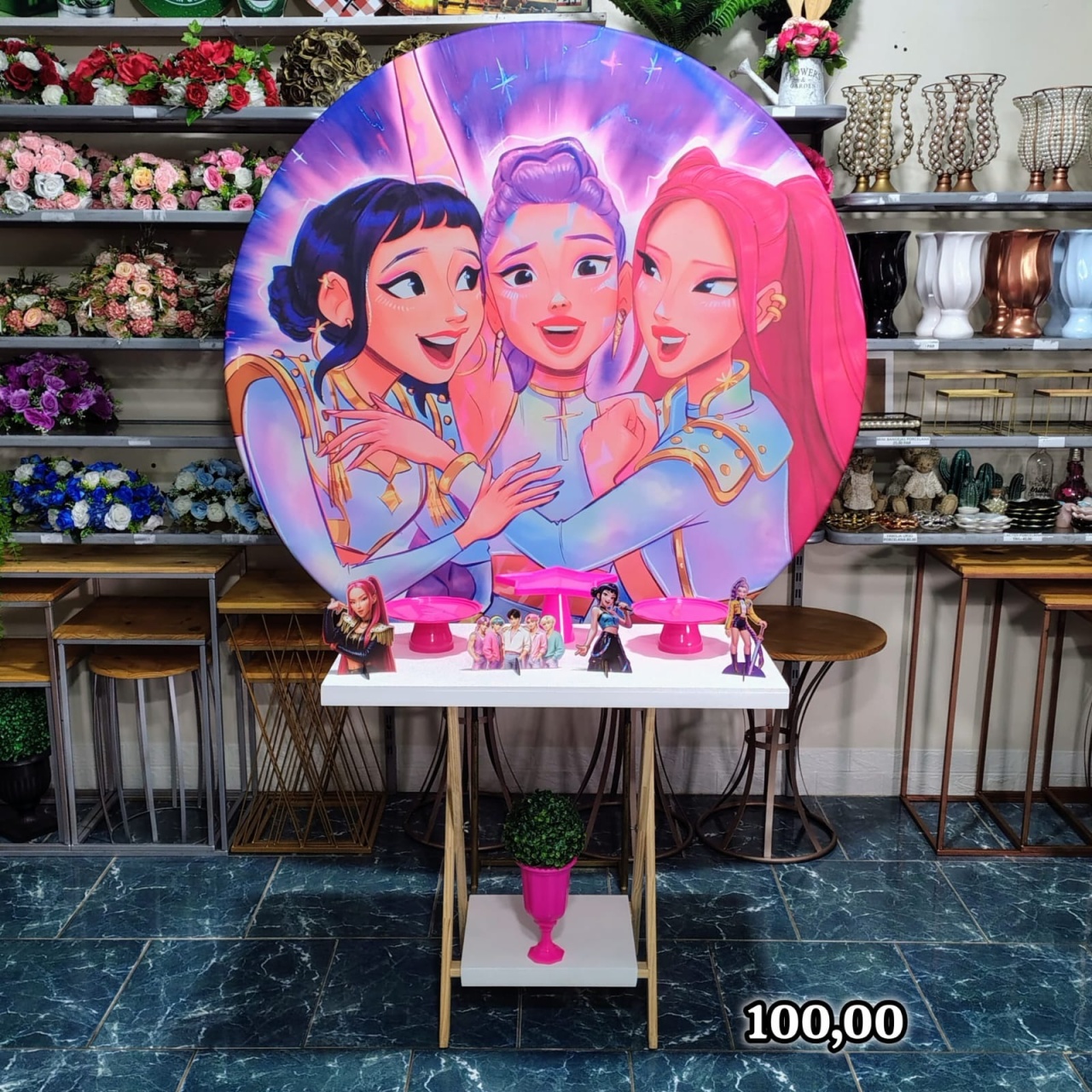 Guerreiras K-Pop (Promoção Mesa Cavalete) 1 * - Bn Decorações 