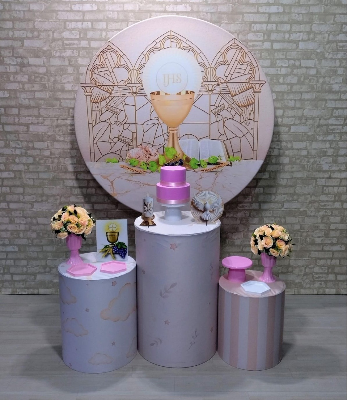 Primeira Comunhão (Encanto) 3 - Bn Decorações 