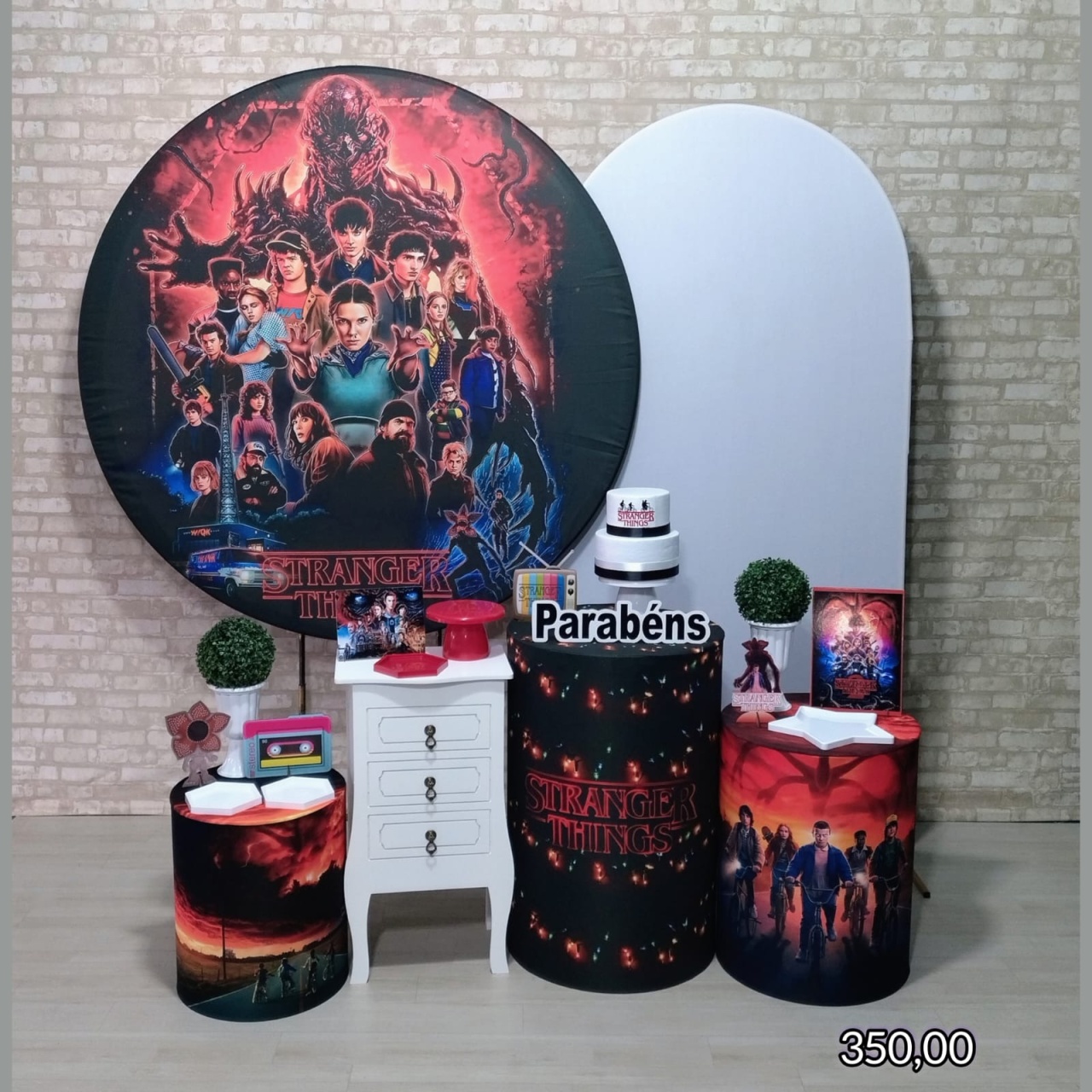 Stranger Things (Premium) * - Bn Decorações 