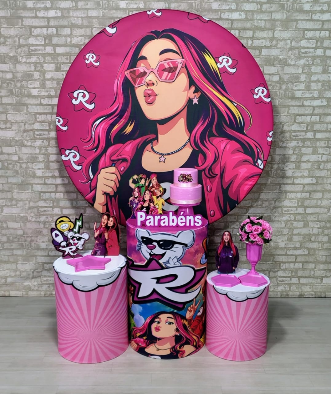 Emilly E Vick (Encanto) 4 * - Bn Decorações 