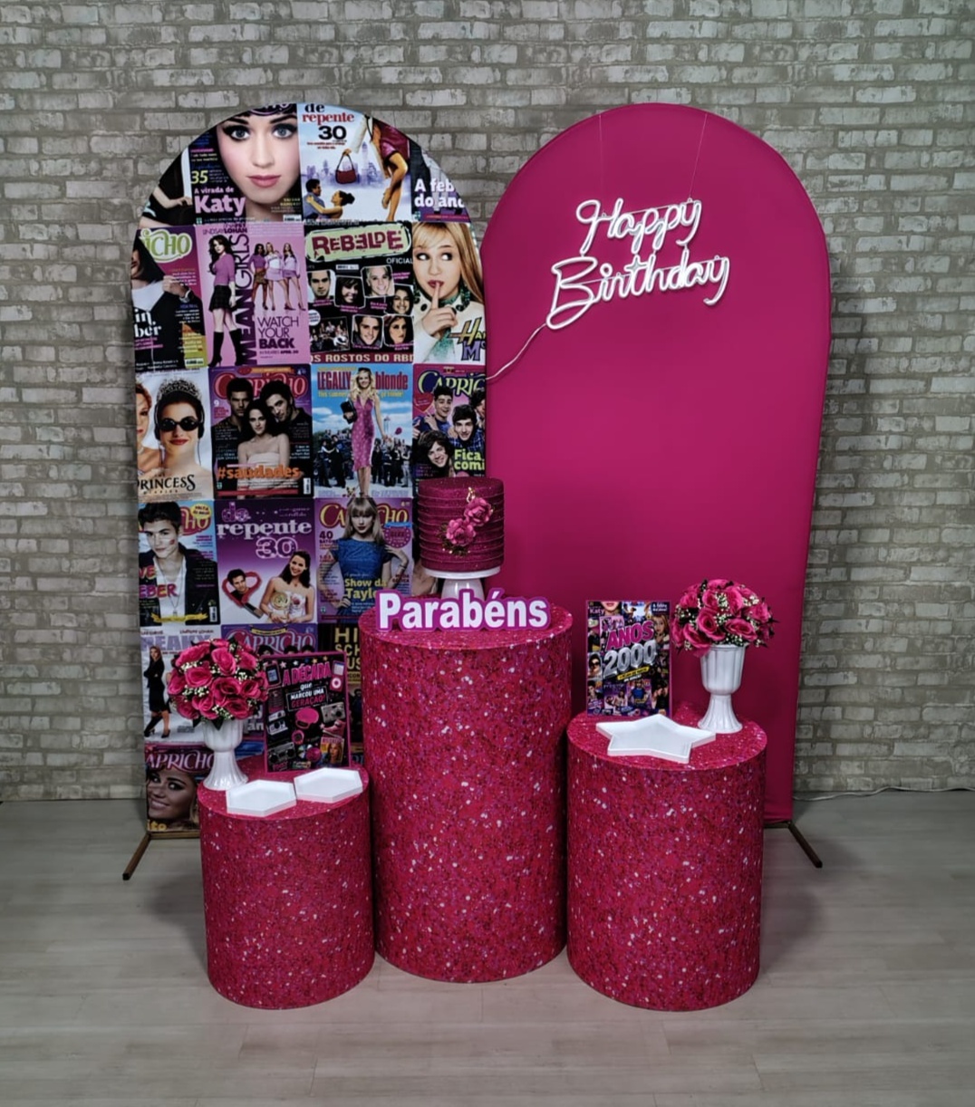 Anos 2000 Com 2 Painéis Roamano (Composição) * - Bn Decorações 