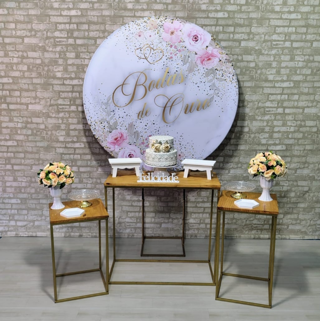 Coleção Essência Lançamento (Painel Bodas de Ouro)  - Bn Decorações 