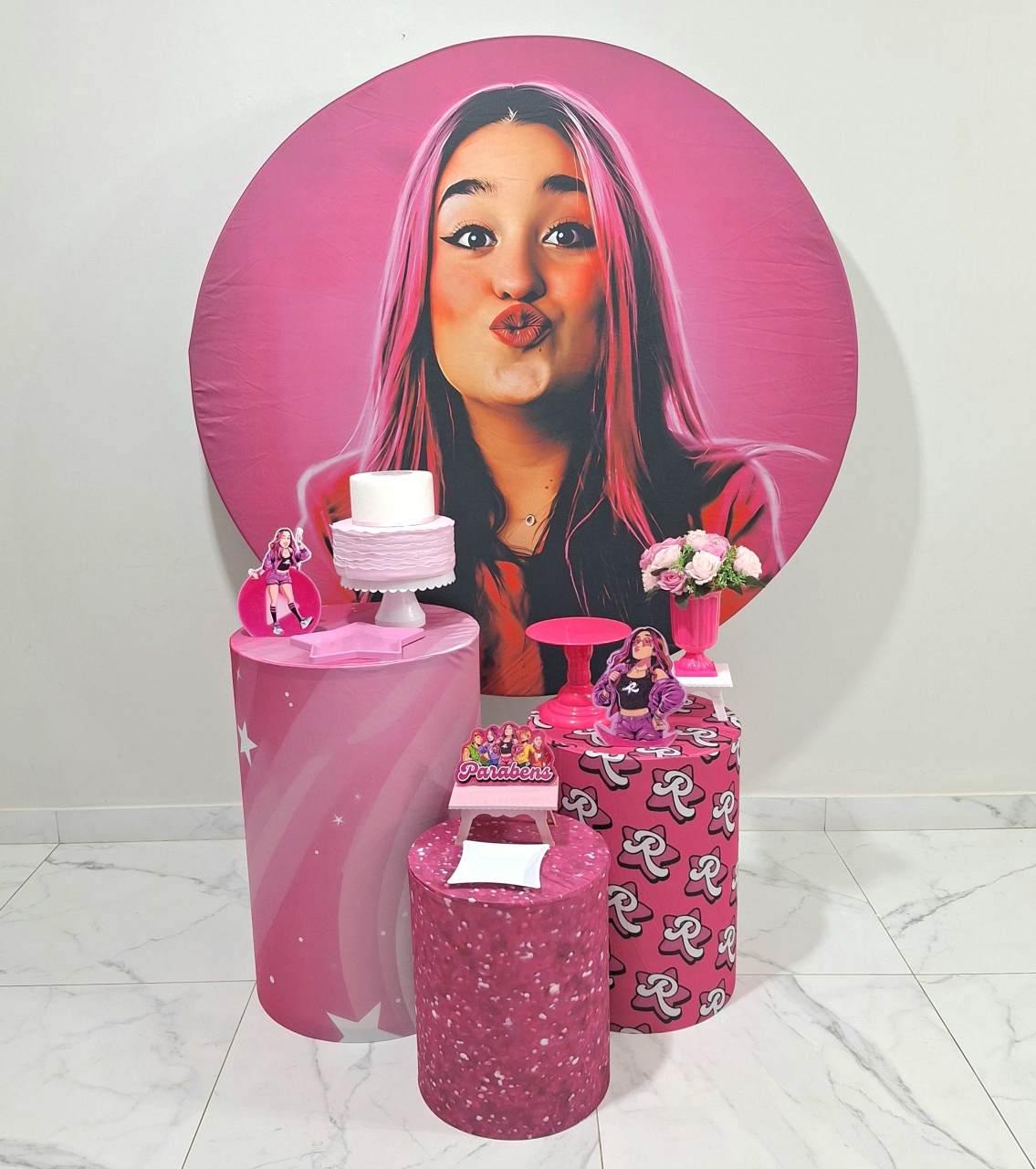 Emilly Vick Convencional  - Balo Mais Festas Pegue E Monte