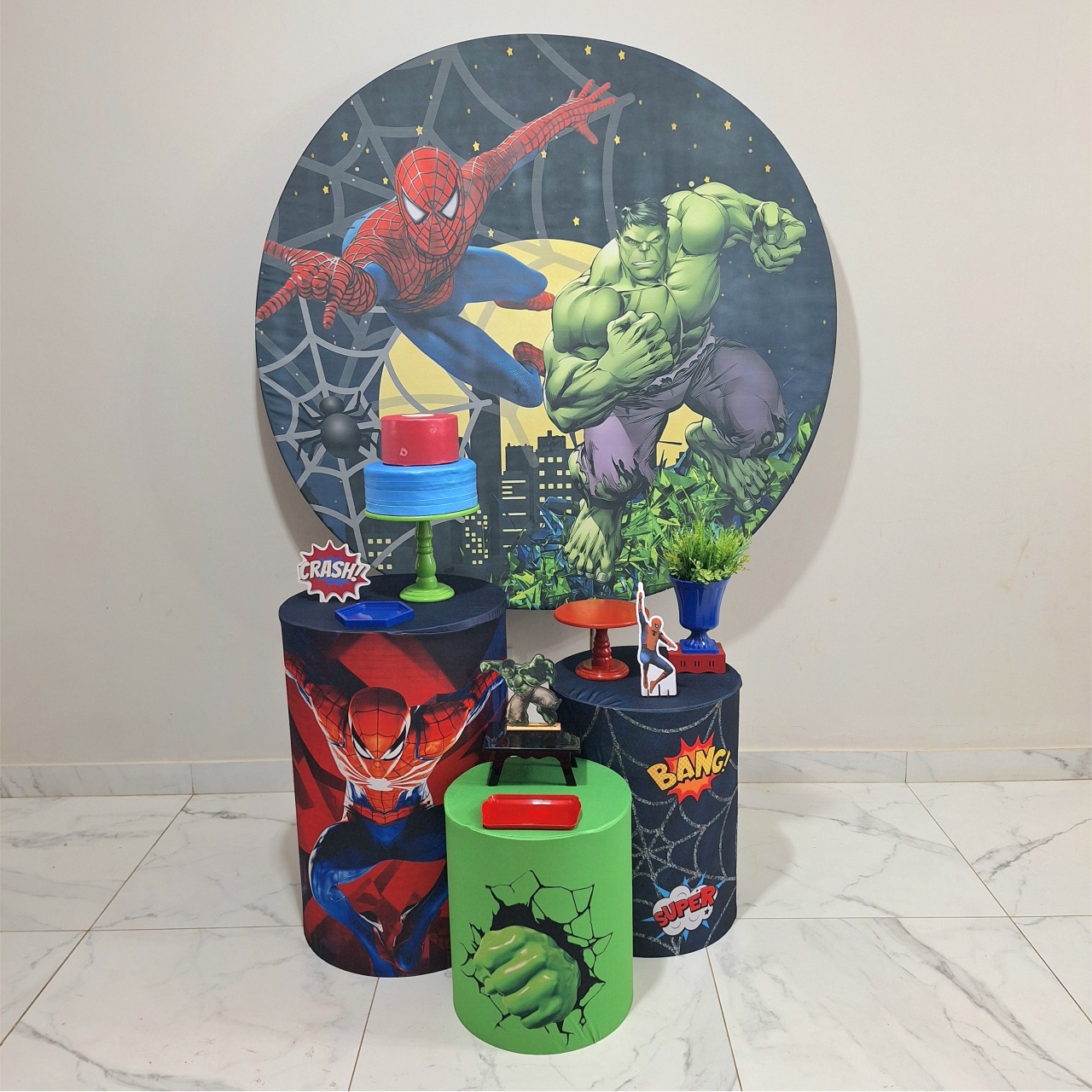 Hulk E Homem Aranha Convencional - Balo Mais Festas Pegue E Monte