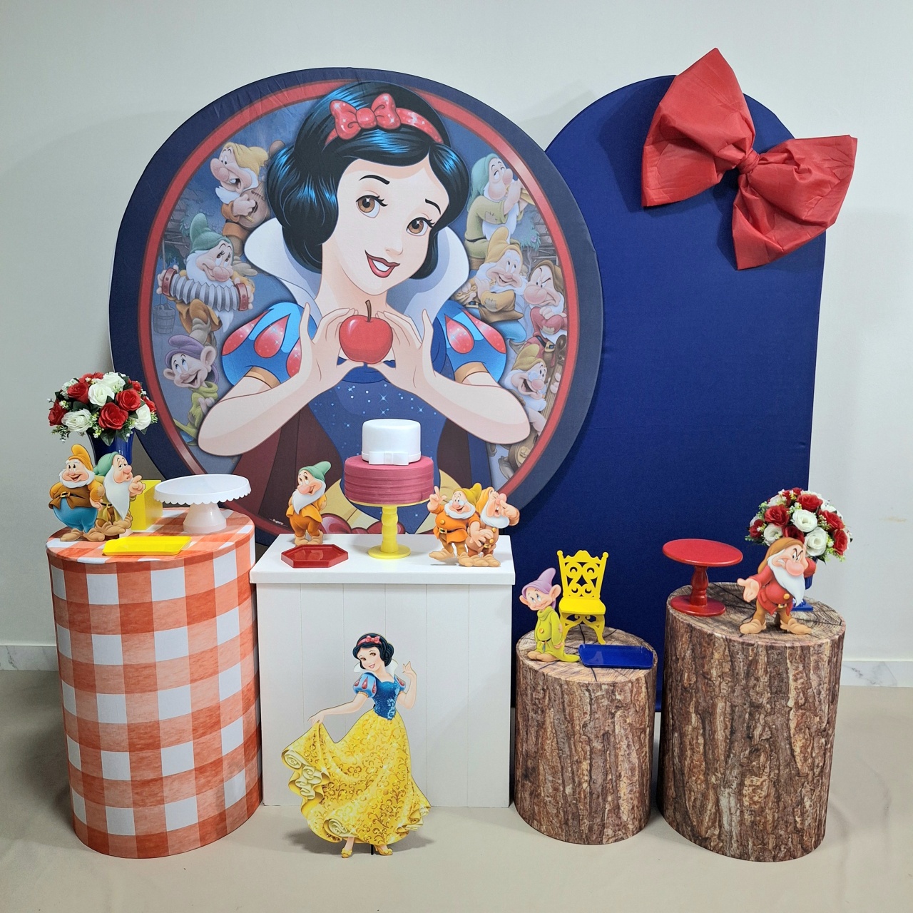 Branca de Neve Excepcional  - Balo Mais Festas Pegue E Monte