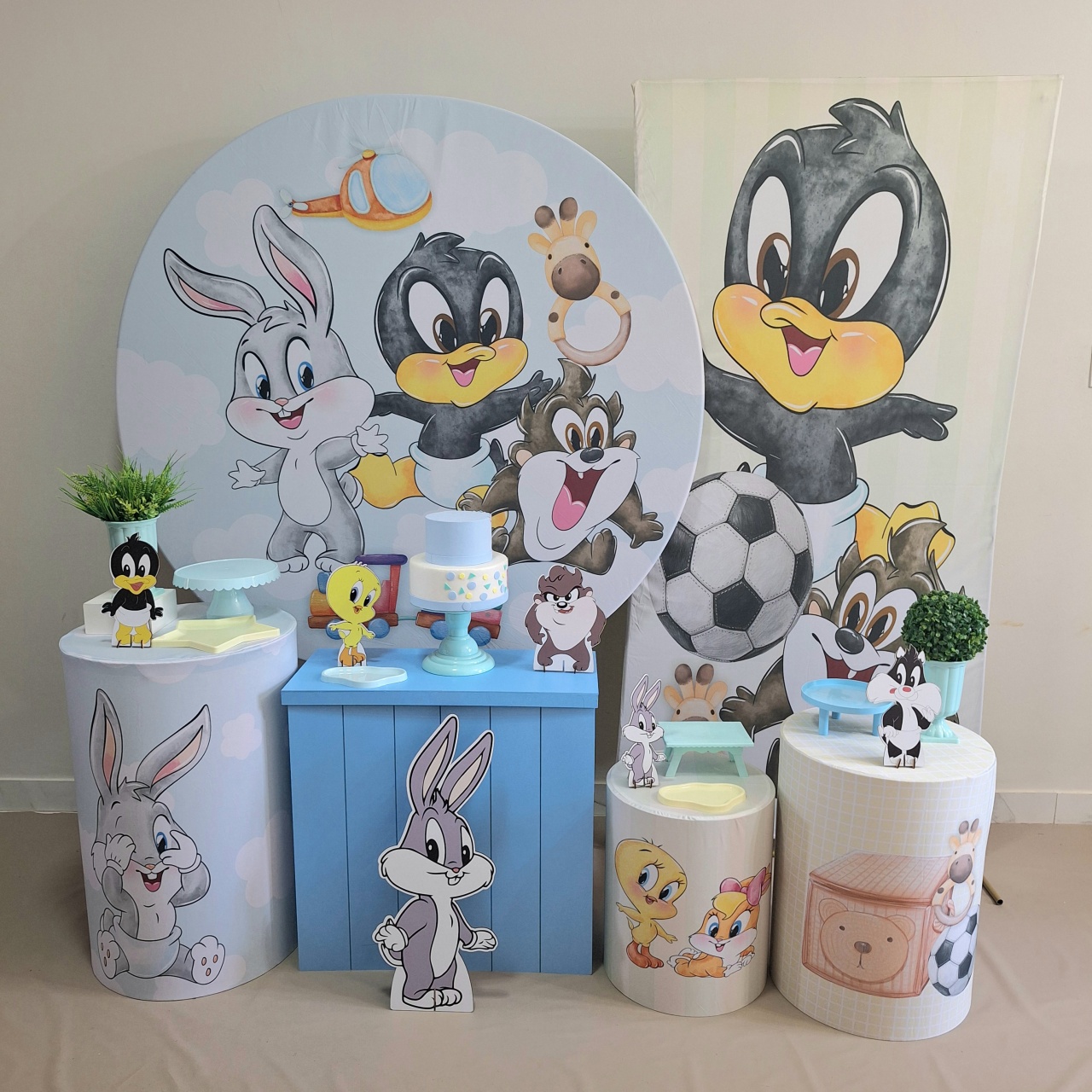 Looney Tunes Excepcional - Balo Mais Festas Pegue E Monte