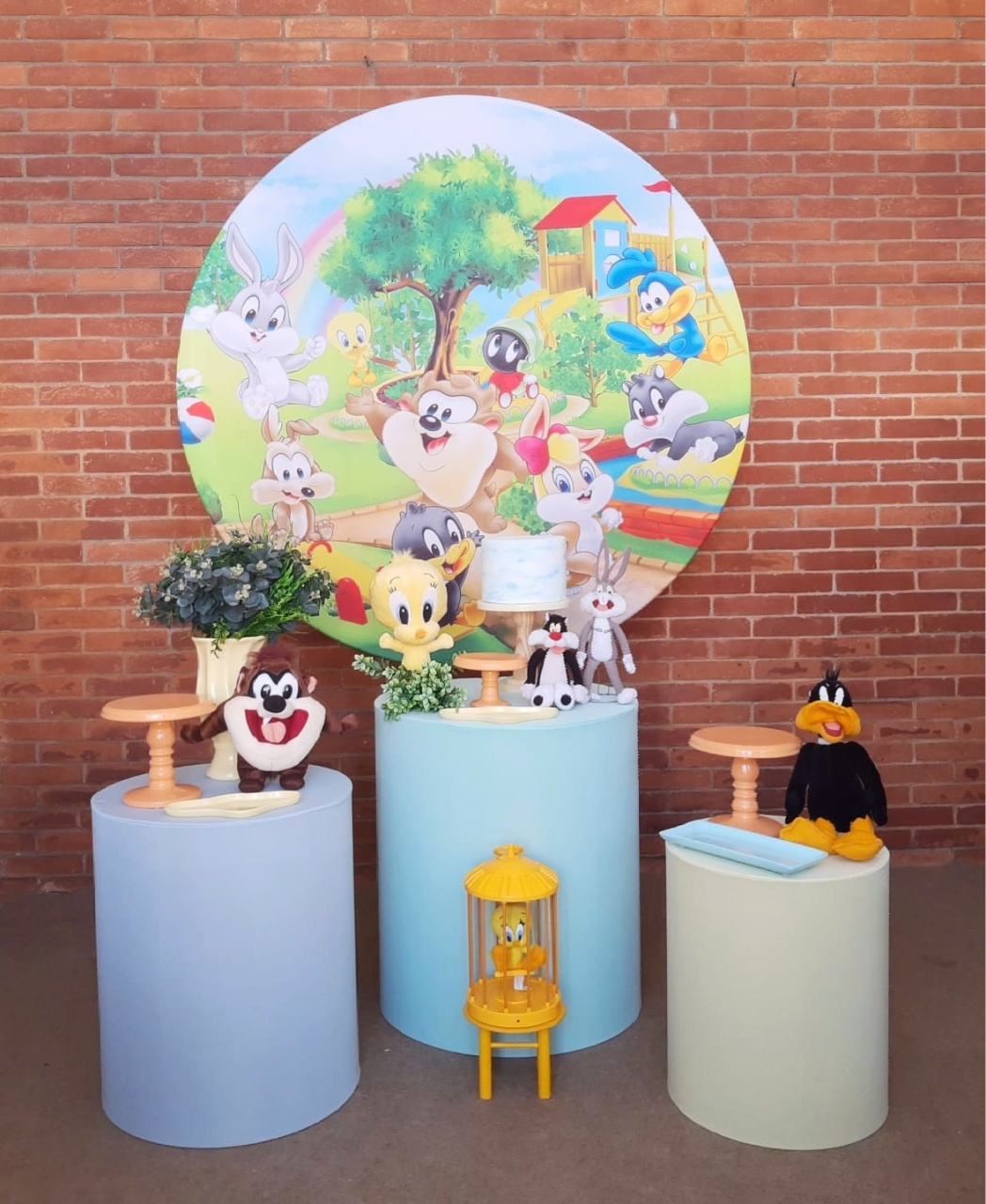 Kit Prata Plus Looney Tunnes - Saroka Locacção